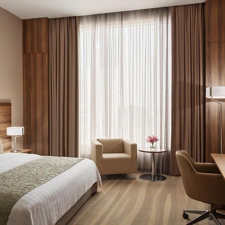 Bay La Sun Hotel And Marina - Emaar King Abdullah Economic City Екстер'єр фото A room at the hotel