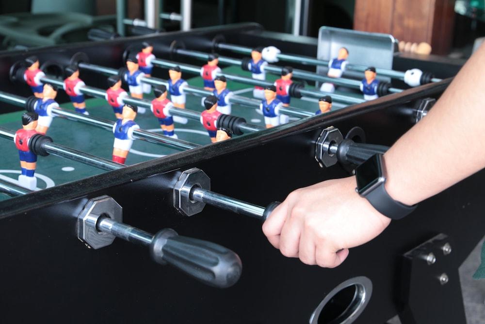 Bay La Sun Hotel And Marina - Emaar King Abdullah Economic City Екстер'єр фото A table football player